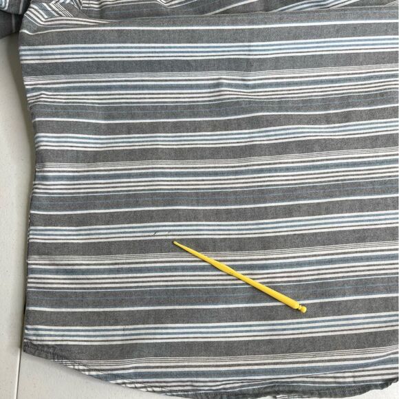 Quicksilver Stripe Short Sleeve Button Front Cotton Gray White Blue Men Large - Picture 7 of 14